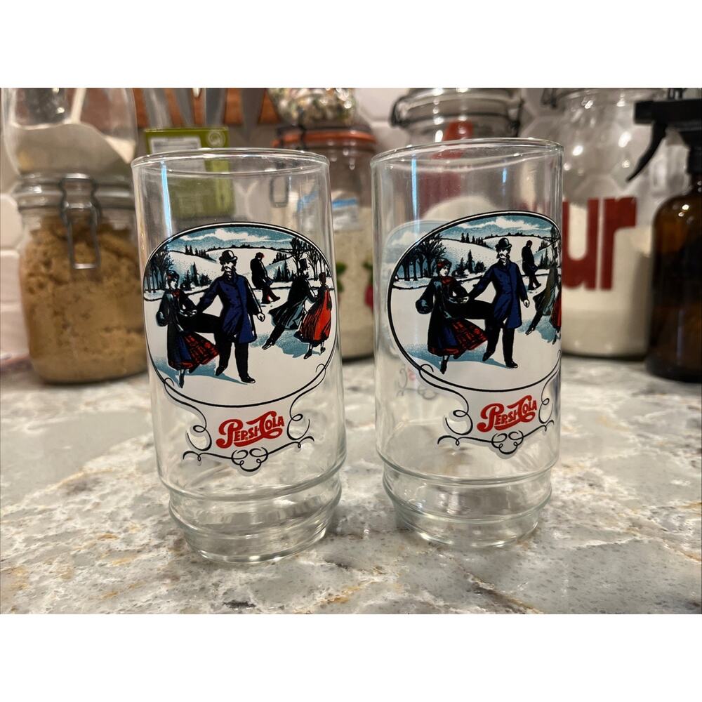 Two Vintage collectible Pepsi-Cola Glasses Horse Pulling Sleigh Winter Holiday